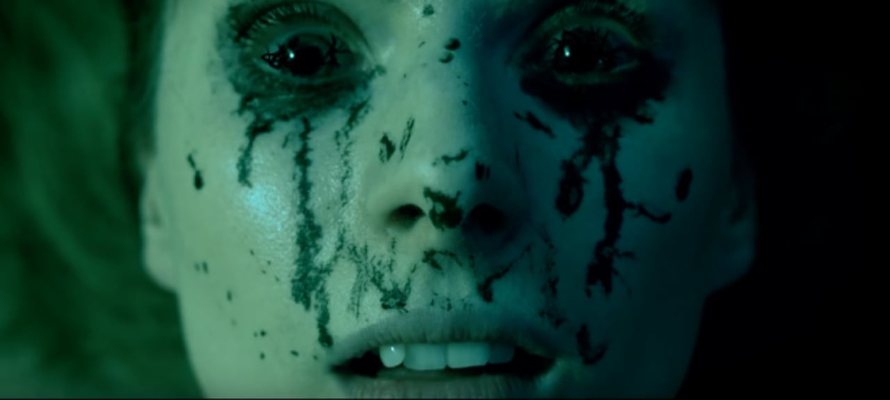 Descoberta de uma Criatura Sobrenatural em Trailer para maiores em '' THE CREATURE BELOW'' (HD) !!!